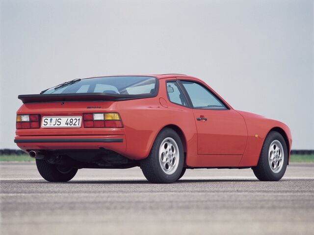 Tradition: 40 Jahre Porsche 944  - Gran Turismo mit Glaskuppel