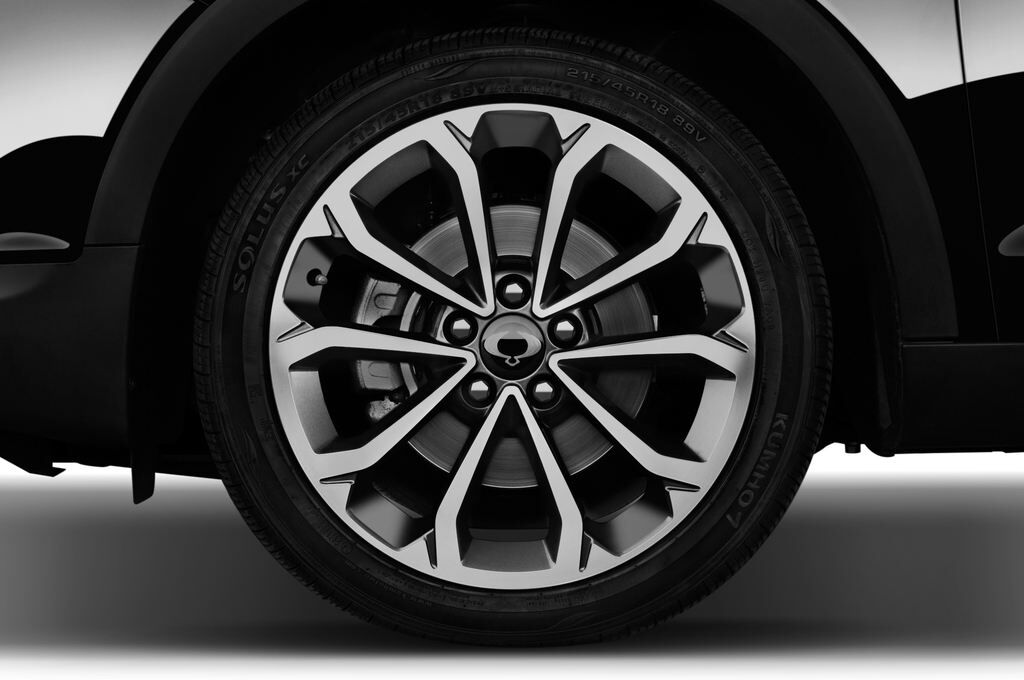 SsangYong XLV (Baujahr 2017) Sapphire 5 Türen Reifen und Felge
