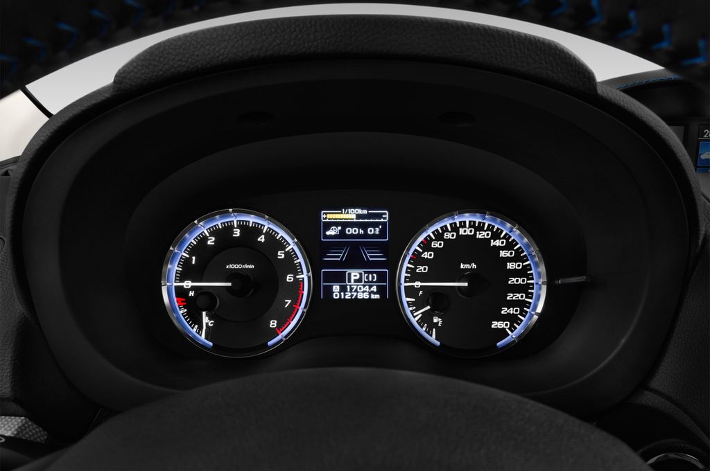 Subaru Levorg (Baujahr 2017) Sport 5 Türen Tacho und Fahrerinstrumente
