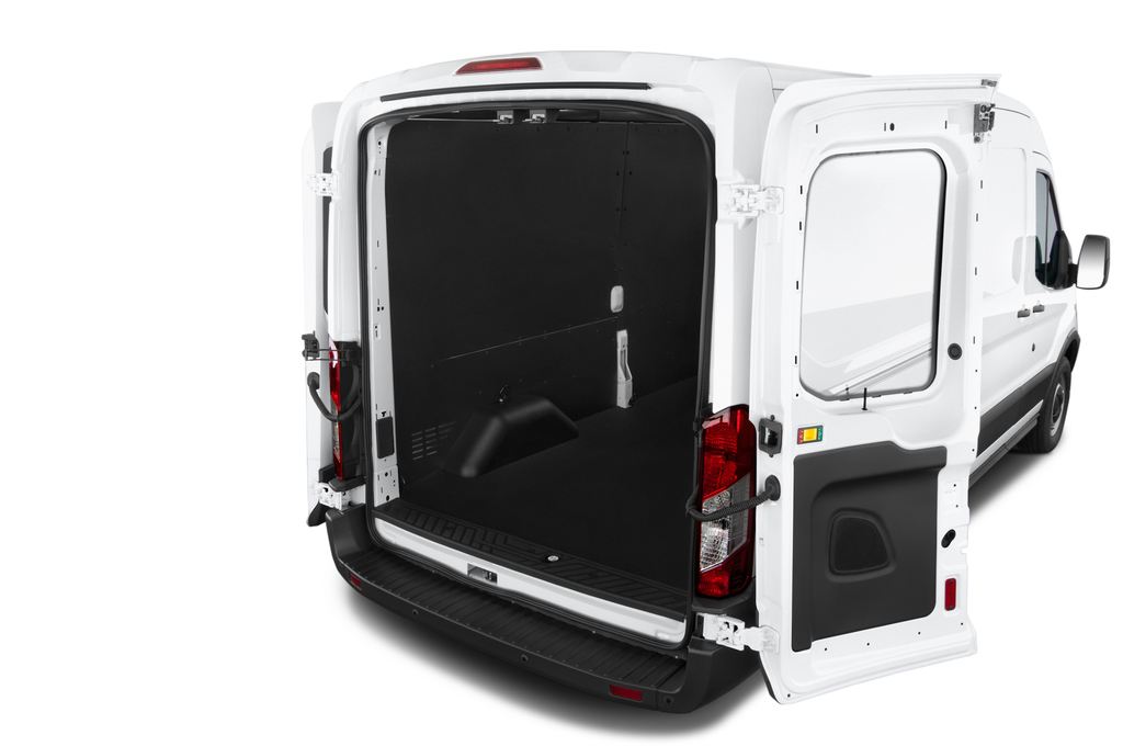 Ford Transit (Baujahr 2015) Basis L2H2 4 Türen Kofferraum