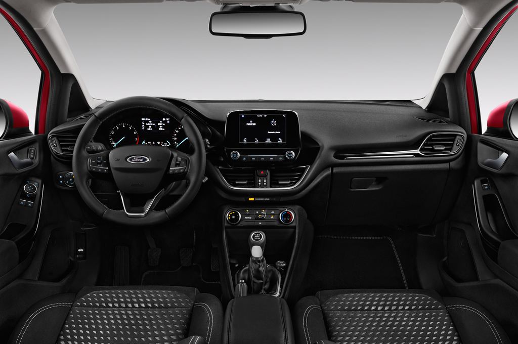 Ford Fiesta (Baujahr 2017) Titanium 3 Türen Cockpit und Innenraum