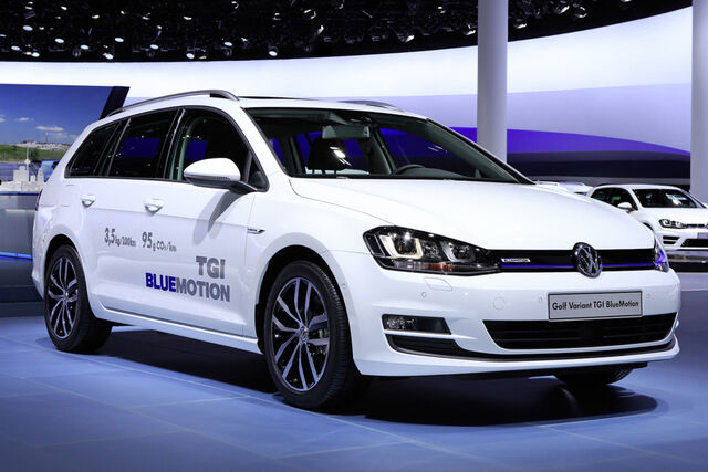 VW Golf Variant TGI Blue Motion - Sauber Gas geben