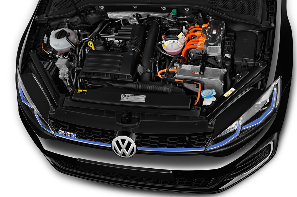 Volkswagen Golf (Baujahr 2018) GTE 5 Türen Motor