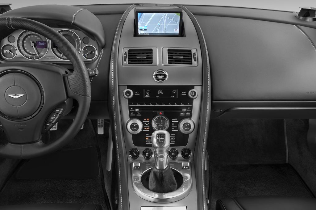Aston Martin DBS (Baujahr 2010) - 2 Türen Mittelkonsole