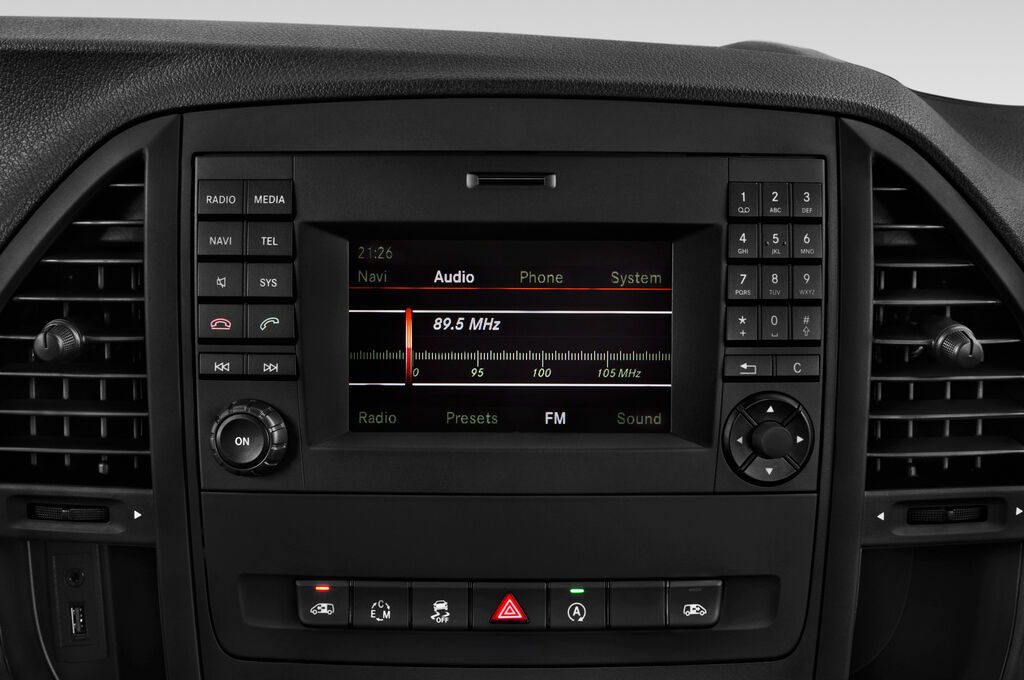 Mercedes Vito (Baujahr 2019) Edition 5 Türen Radio und Infotainmentsystem