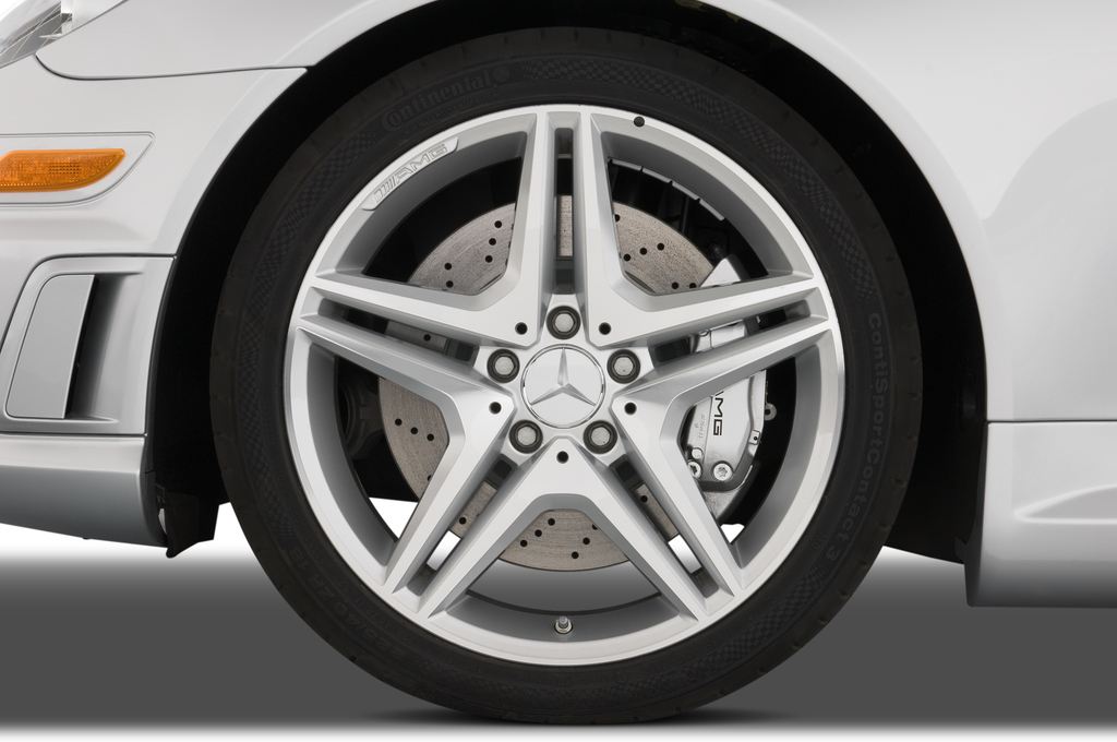 Mercedes SLK (Baujahr 2010) AMG 2 Türen Reifen und Felge