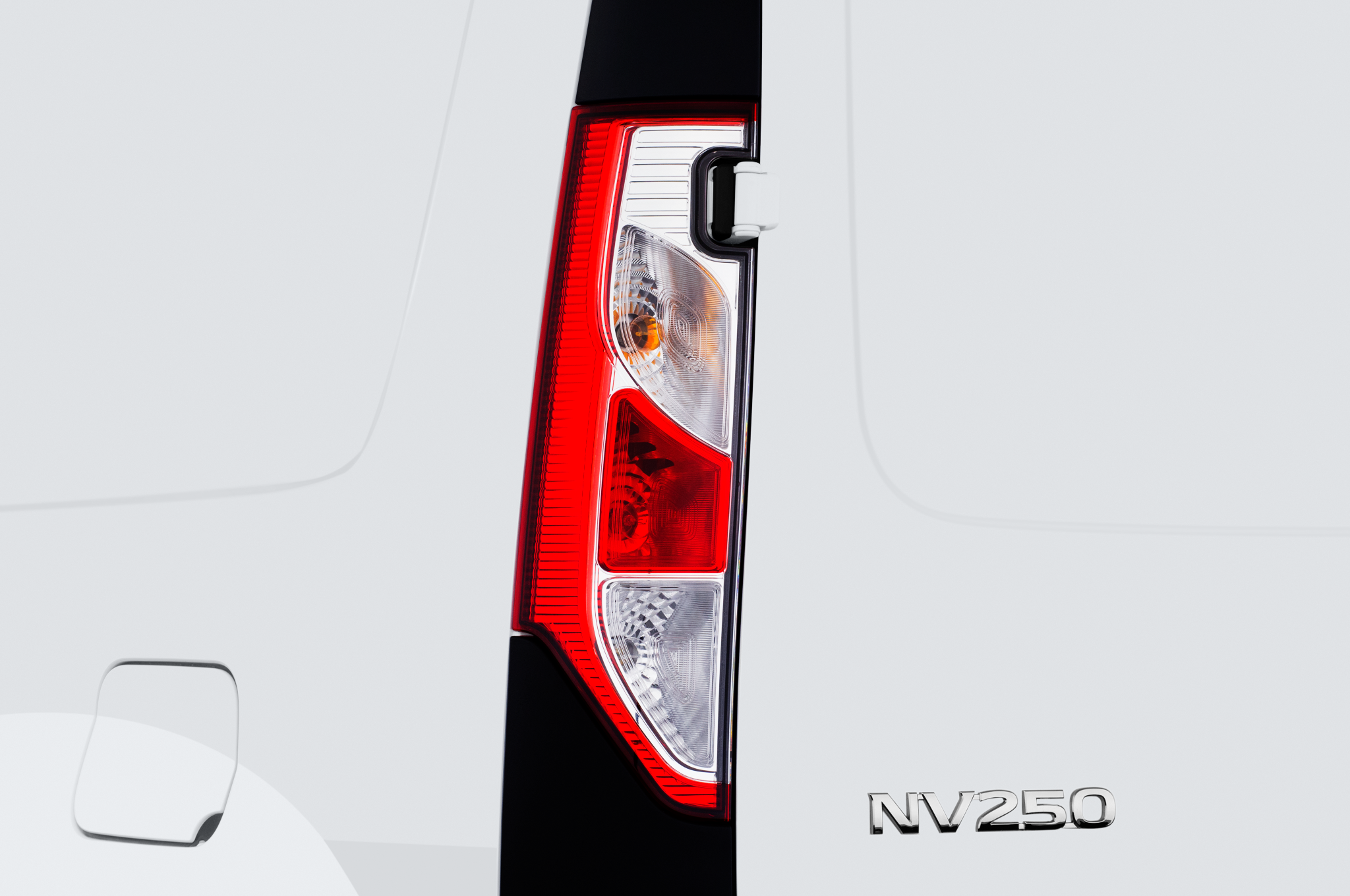 Nissan NV250 (Baujahr 2020) Pro 5 Türen Rücklicht
