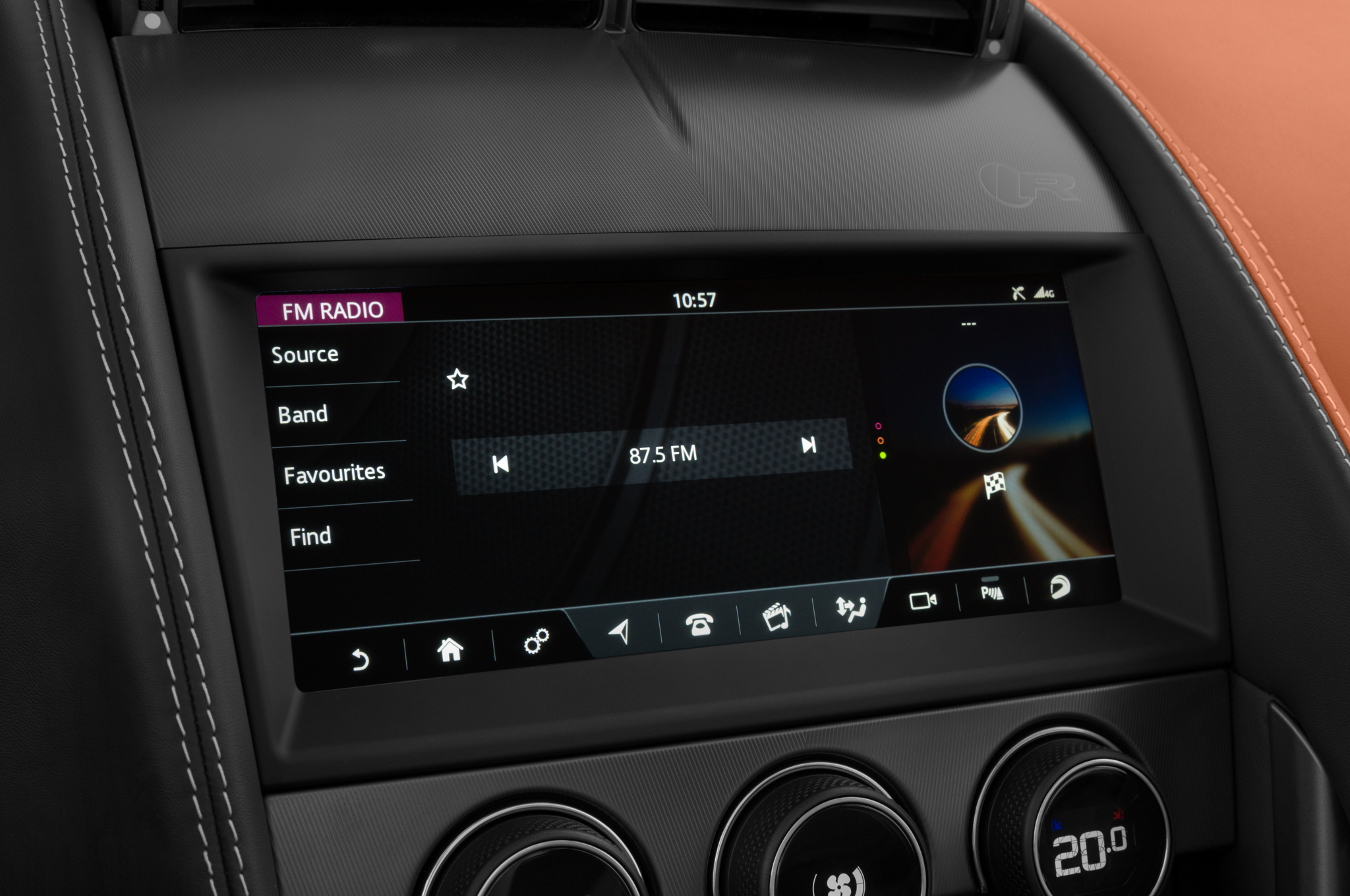 Jaguar F-Type (Baujahr 2020) R 2 Türen Radio und Infotainmentsystem
