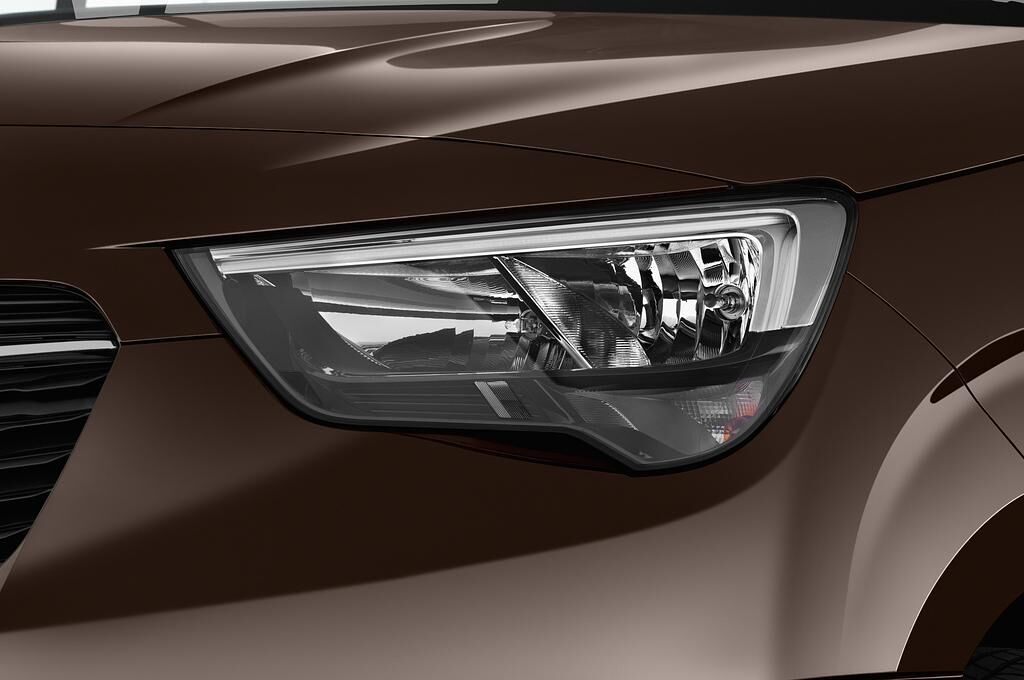 Opel Combo (Baujahr 2019) Edition 4 Türen Scheinwerfer