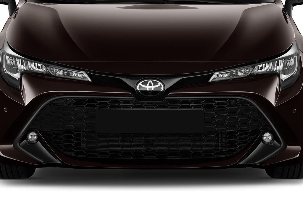 Toyota Corolla (Baujahr 2019) Comfort 5 Türen Kühlergrill und Scheinwerfer
