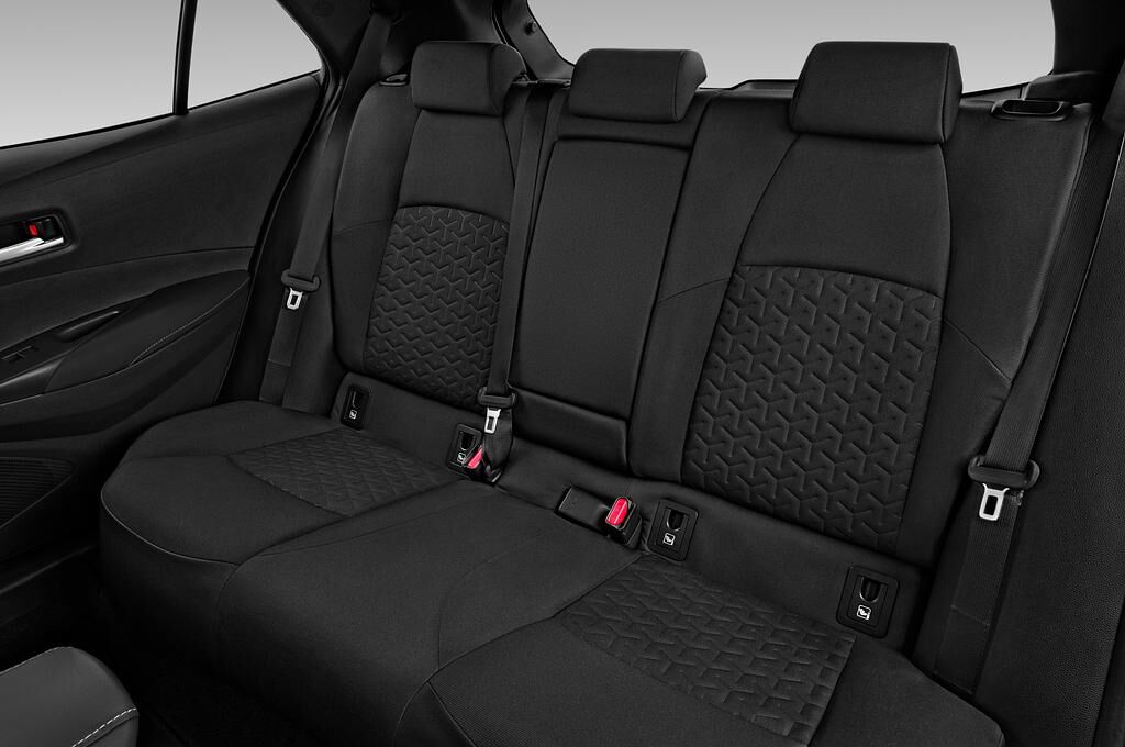 Toyota Corolla (Baujahr 2019) Hybrid Club 5 Türen Rücksitze