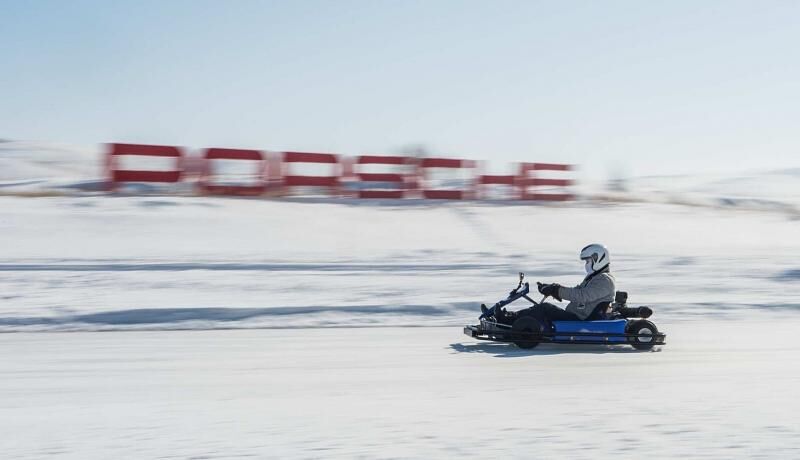 Alternativtraining: Kartfahren auf Eis.