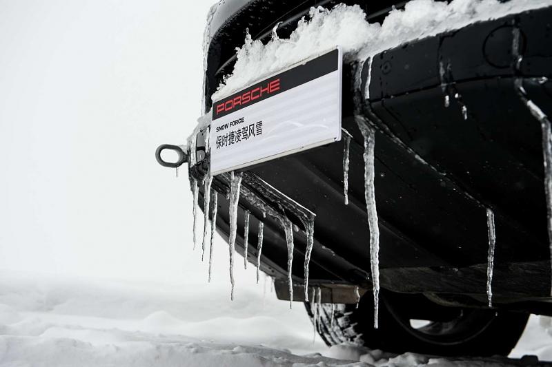 Die Kälte macht den Autos nichts aus.