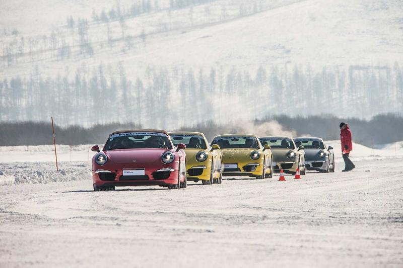 In Reih und Glied zum Spaß aufstellen.