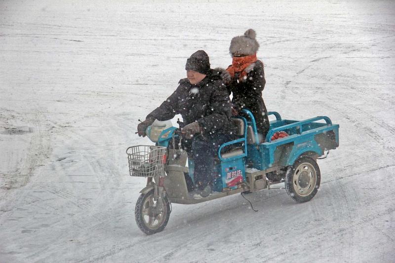 Nicht gerade viele Mongolen haben das Geld für einen Porsche übrig.