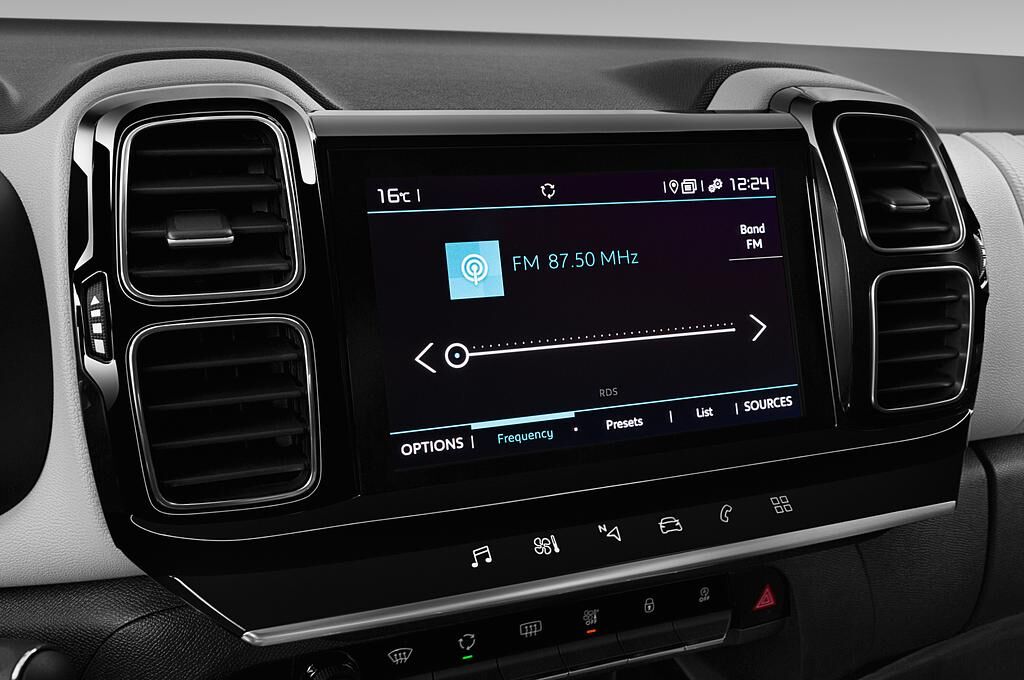 Citroen C5 Aircross (Baujahr 2019) Shine 5 Türen Radio und Infotainmentsystem