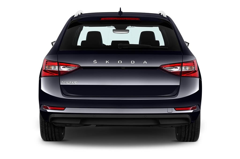 Skoda Superb Combi (Baujahr 2020) Style 5 Türen Heckansicht