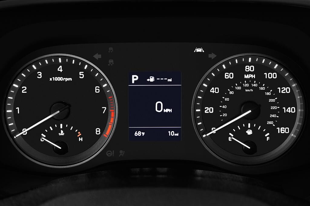 Hyundai Tucson (Baujahr 2019) Pure 5 Türen Tacho und Fahrerinstrumente