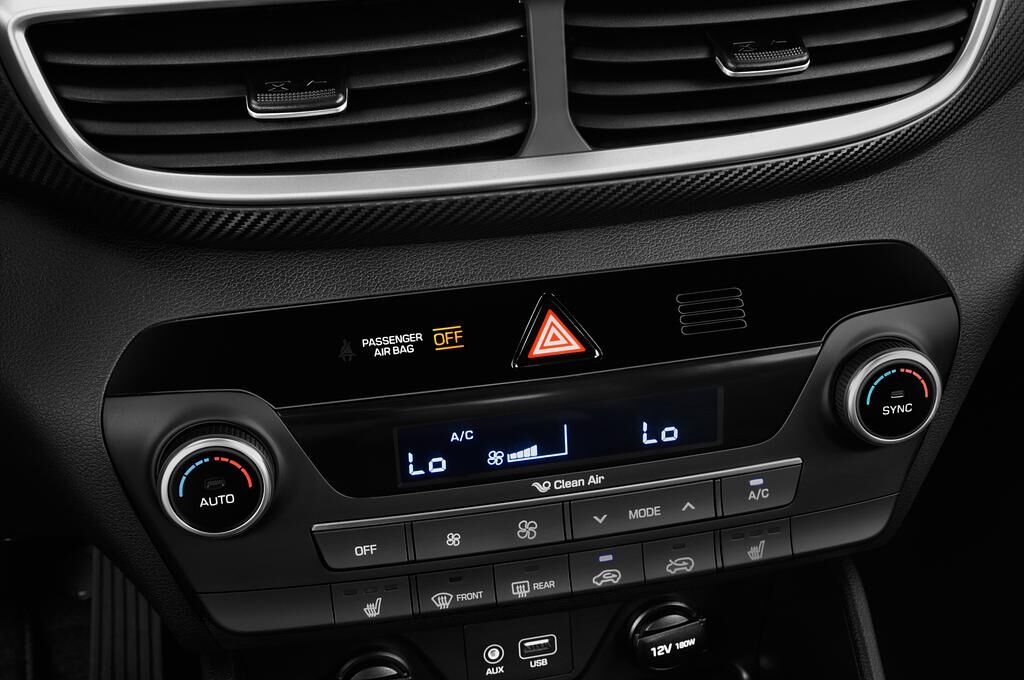 Hyundai Tucson (Baujahr 2019) Pure 5 Türen Temperatur und Klimaanlage