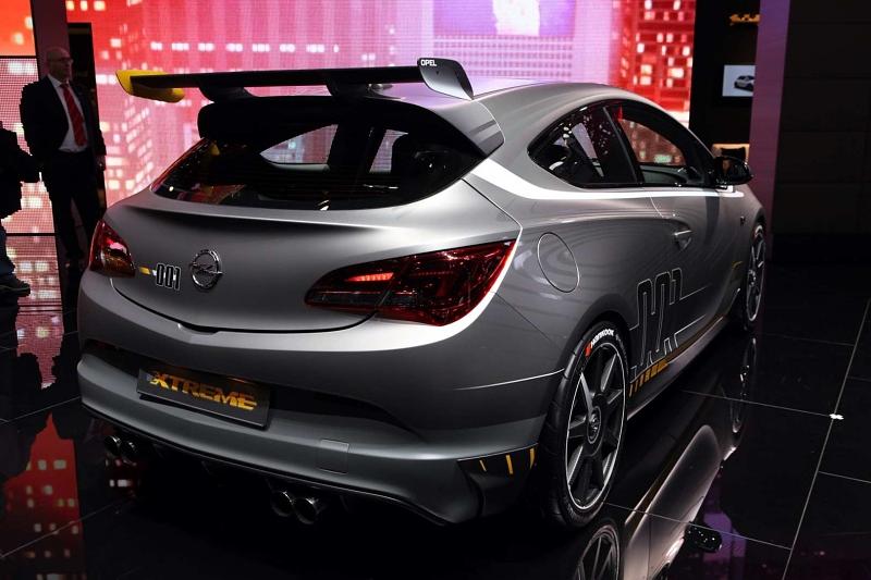 Opel Astra OPC Extreme
