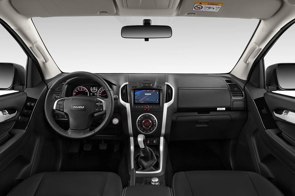 Isuzu D Max (Baujahr 2019) Premium 5 Türen Cockpit und Innenraum