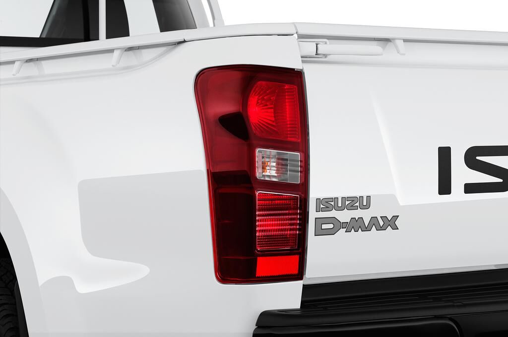 Isuzu D-Max (Baujahr 2019) Basic 2 Türen Rücklicht