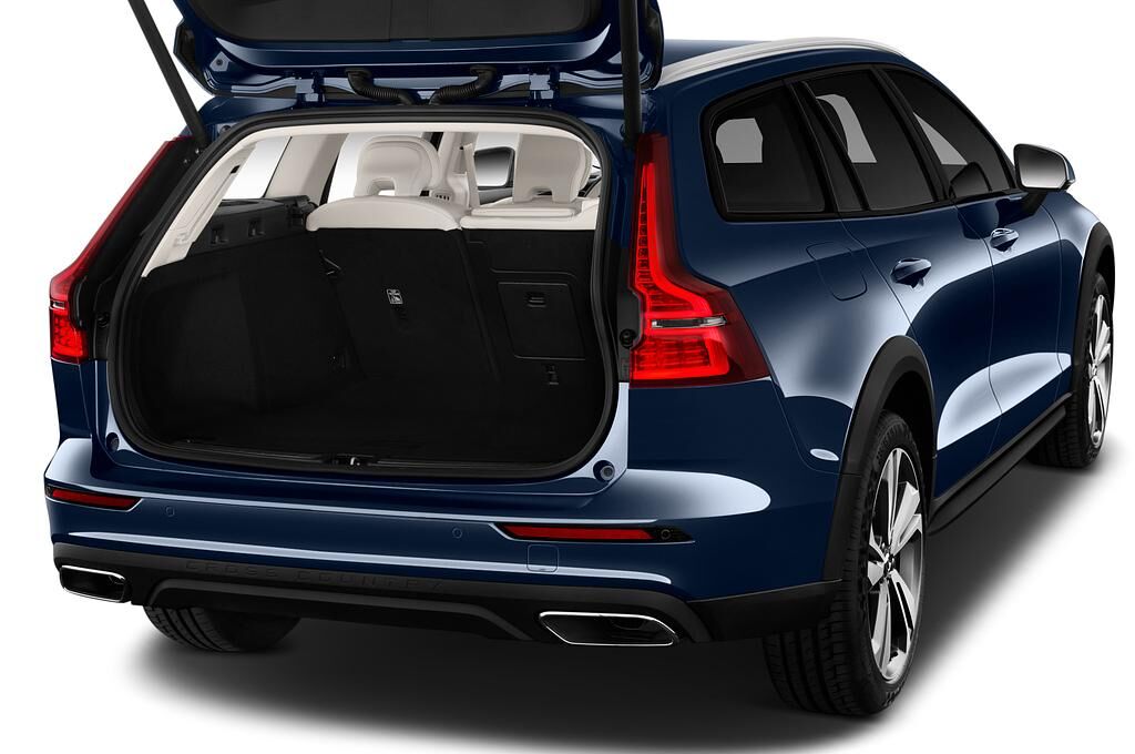 Volvo V60 Crosscountry (Baujahr 2019) - 5 Türen Kofferraum