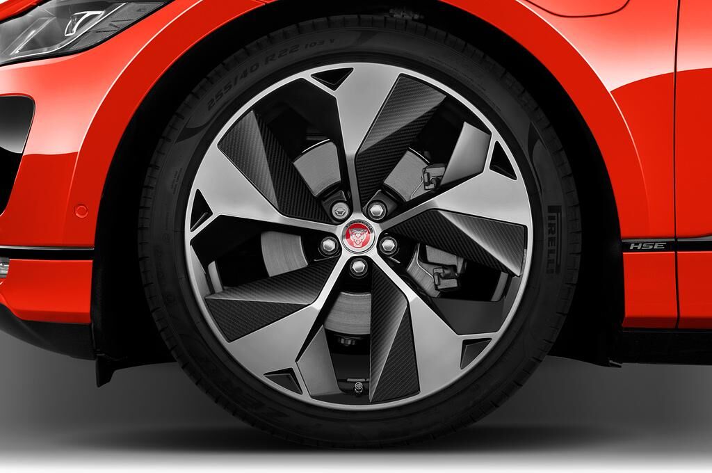 Jaguar I Pace (Baujahr 2019) HSE 5 Türen Reifen und Felge
