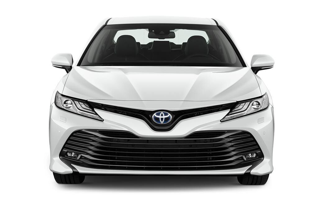 Toyota Camry (Baujahr 2019) Executive 4 Türen Frontansicht