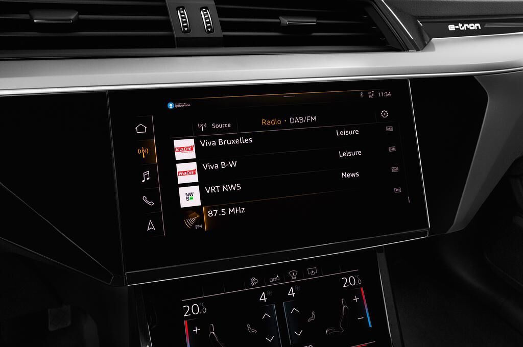 Audi e-tron (Baujahr 2019) Advanced 5 Türen Radio und Infotainmentsystem