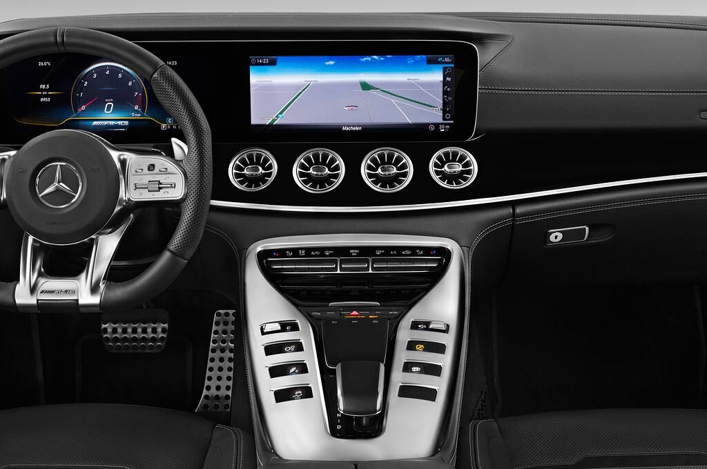 Mercedes AMG GT (Baujahr 2019) 63 S 5 Türen Mittelkonsole