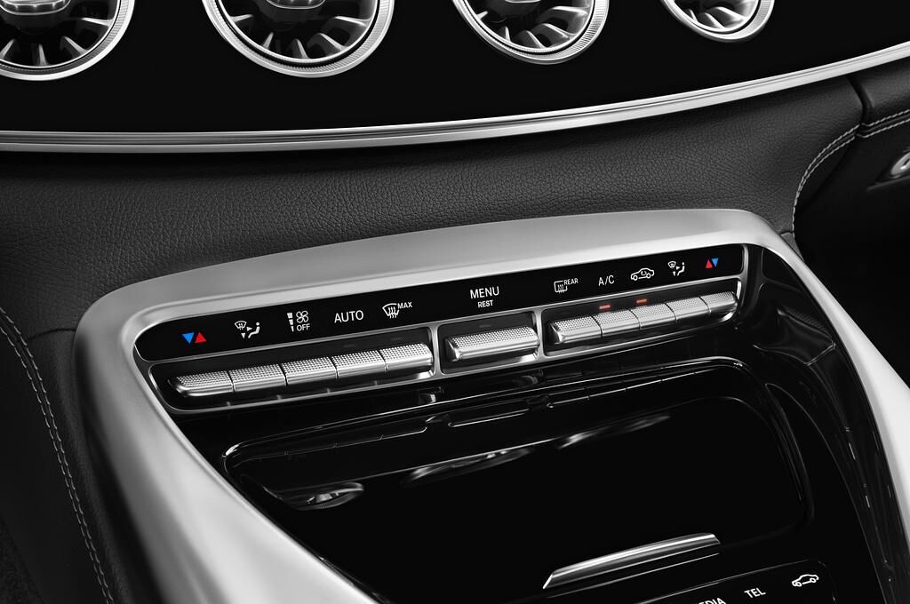 Mercedes AMG GT (Baujahr 2019) 63 S 5 Türen Temperatur und Klimaanlage