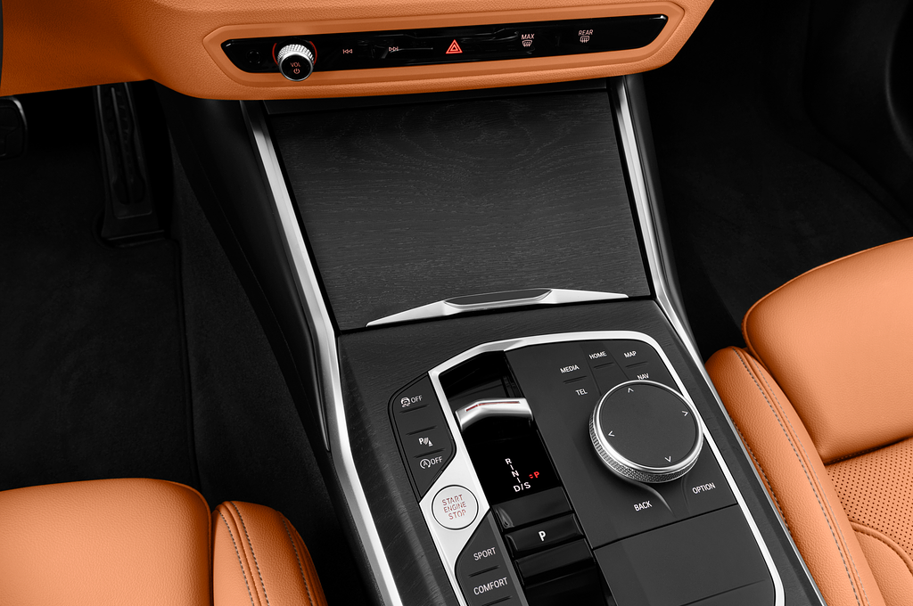 BMW 3 Series (Baujahr 2022) M Sportpaket 4 Türen Schalthebel