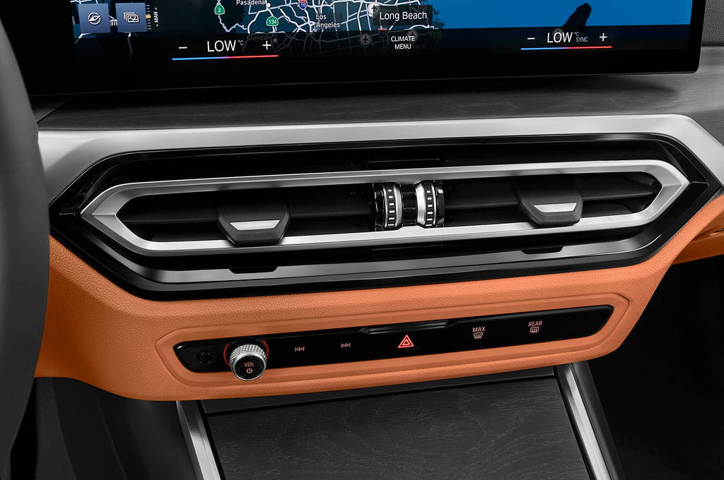 BMW 3 Series (Baujahr 2022) M Sportpaket 4 Türen Temperatur und Klimaanlage