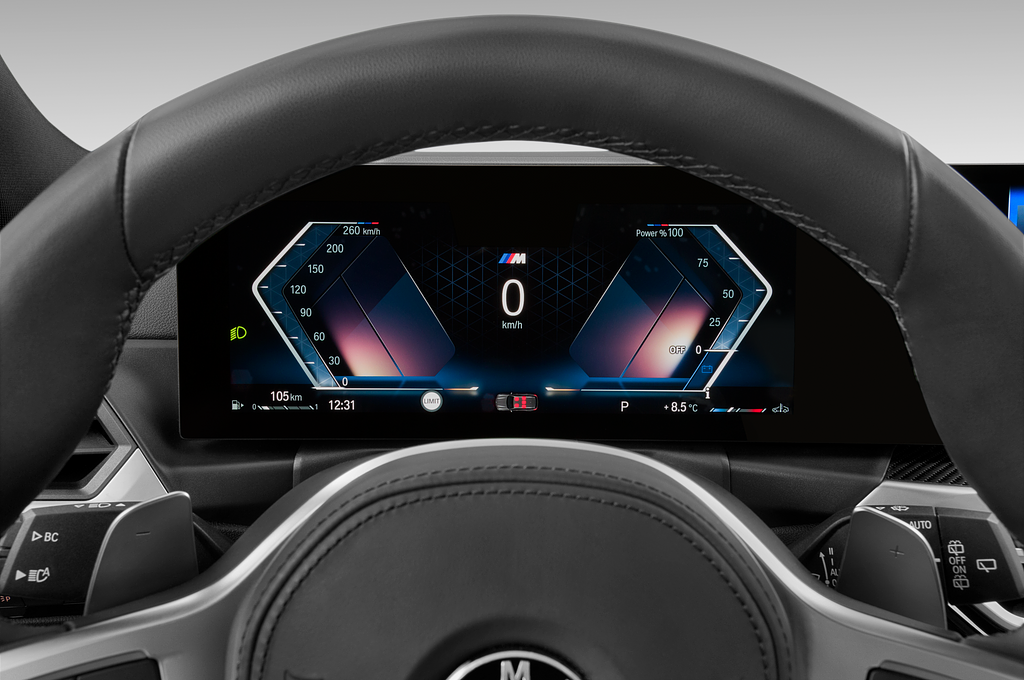 BMW 3 Series (Baujahr 2023) M340d 5 Türen Tacho und Fahrerinstrumente