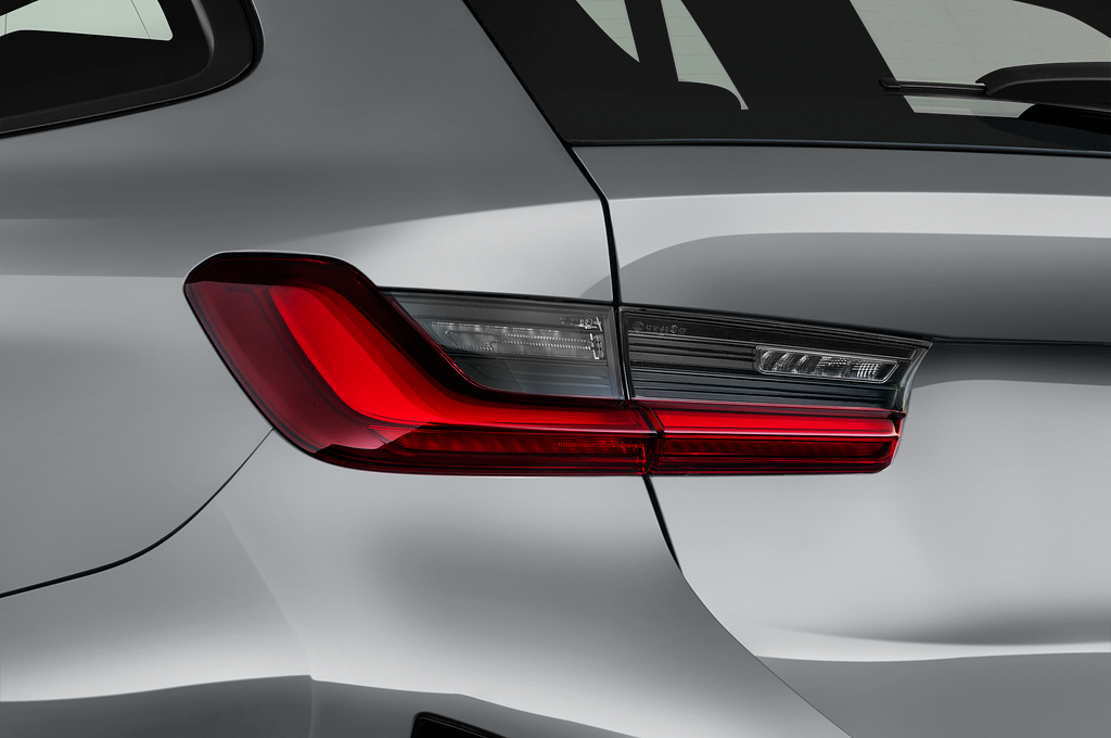 BMW 3 Series (Baujahr 2023) M340d 5 Türen Rücklicht