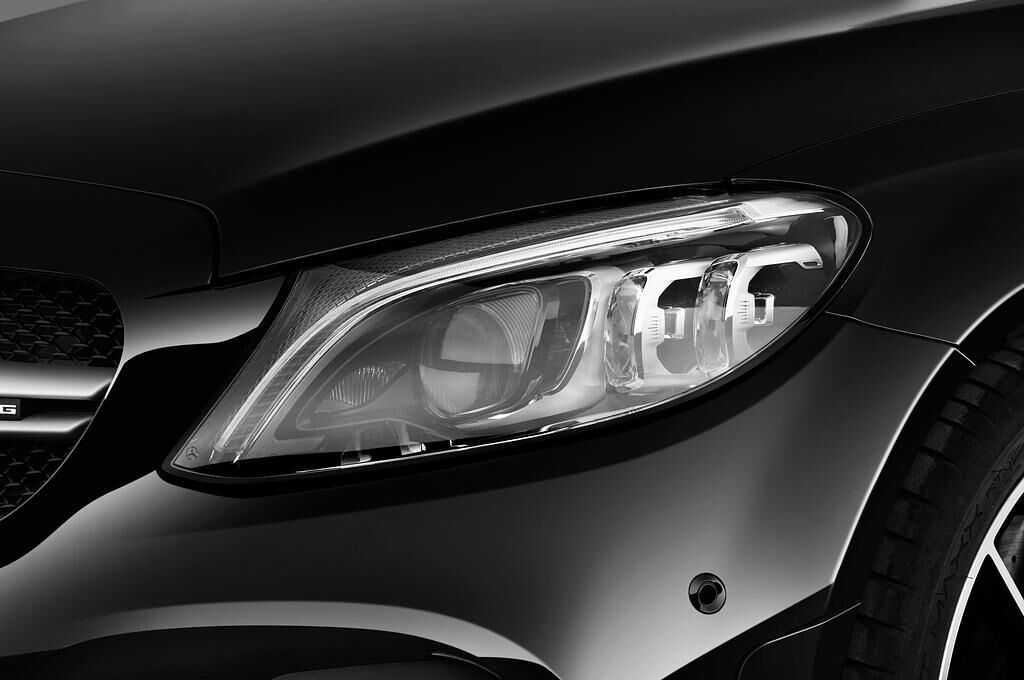Mercedes C Class (Baujahr 2020) 43 AMG 2 Türen Scheinwerfer