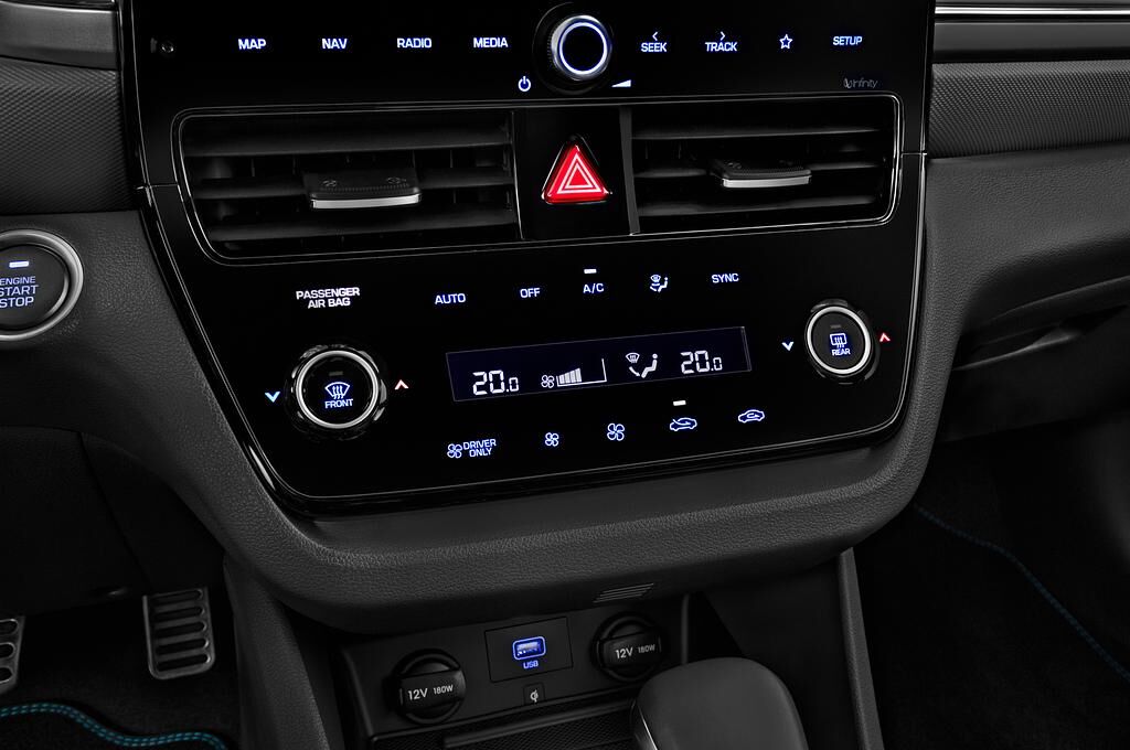 Hyundai Ioniq Hybrid (Baujahr 2020) - 5 Türen Temperatur und Klimaanlage