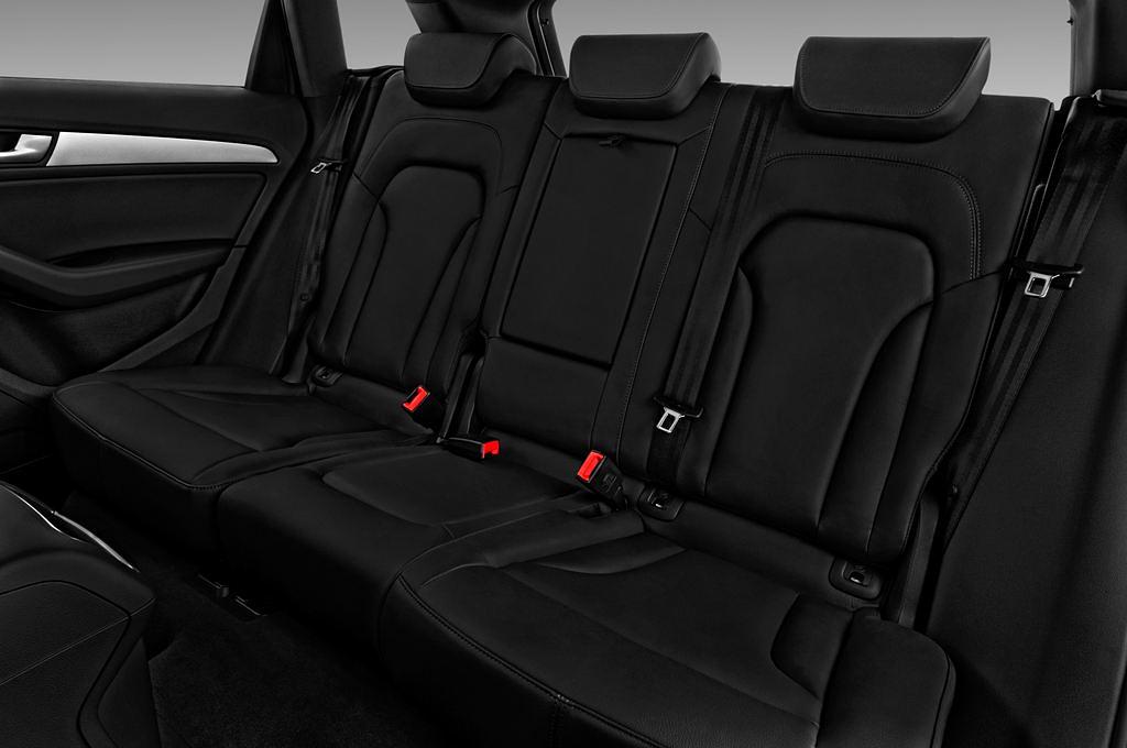 Audi Q5 (Baujahr 2016) - 5 Türen Rücksitze