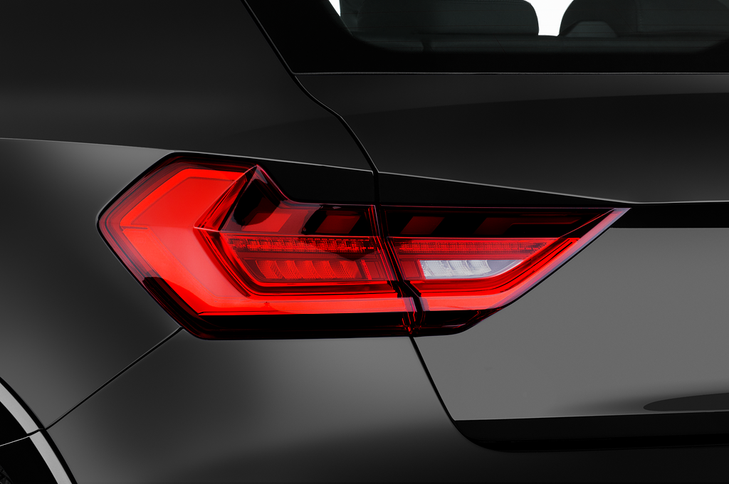 Audi A1 Allstreet (Baujahr 2022) Base 5 Türen Rücklicht