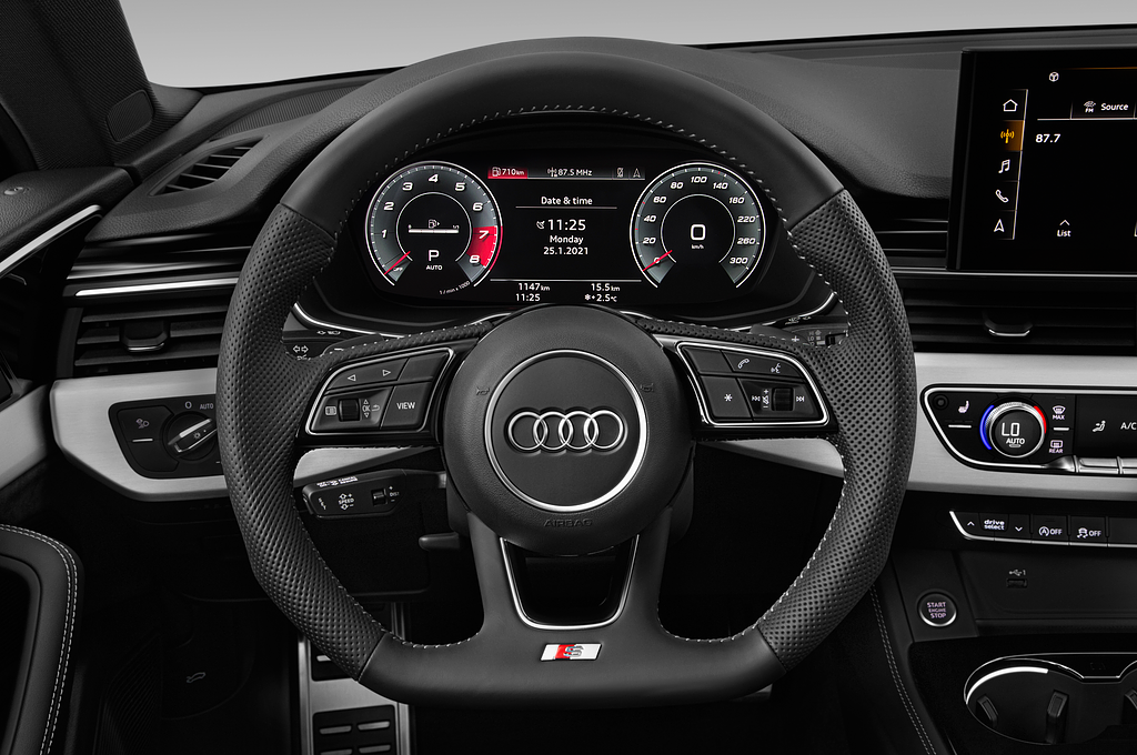 Audi A5 Coupe (Baujahr 2021) S Line 2 Türen Lenkrad
