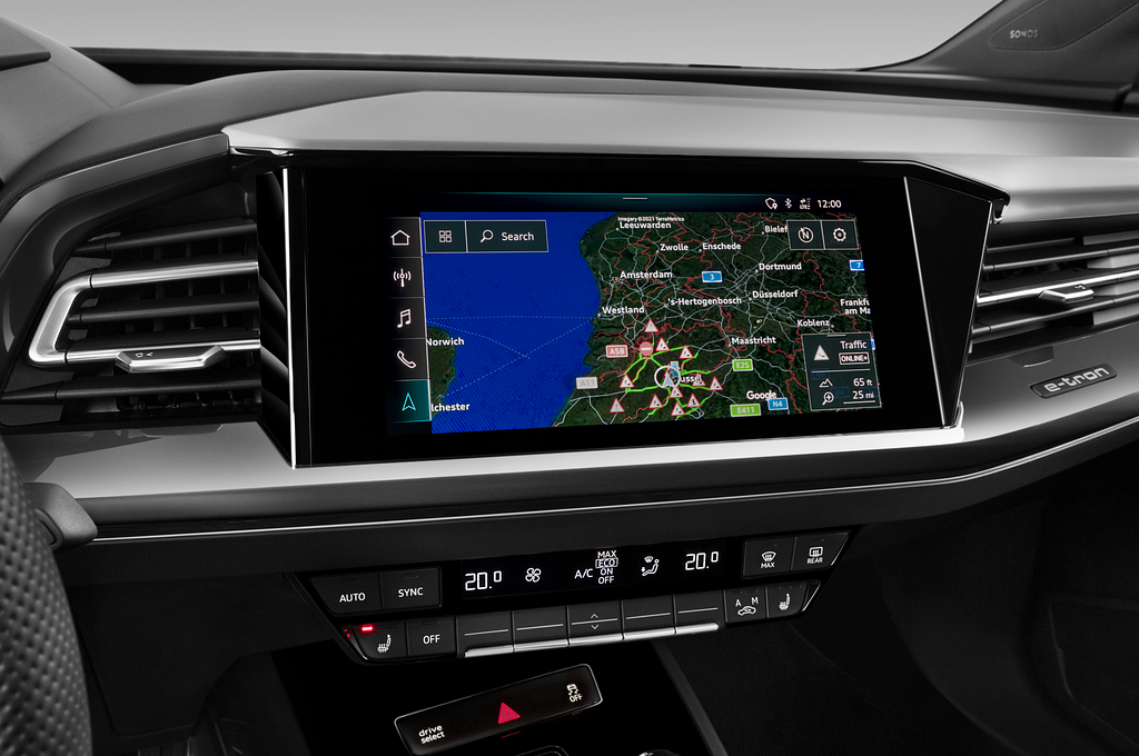 Audi Q4 e-tron (Baujahr 2022) EV S Line 5 Türen Mittelkonsole