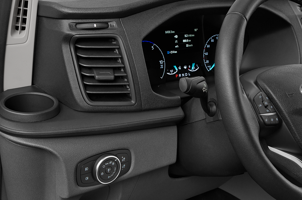 Ford Transit Custom PHEV (Baujahr 2022) Trend 4 Türen Lüftung