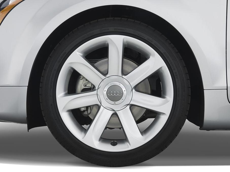 Audi TTS (Baujahr 2010) - 2 Türen Reifen und Felge