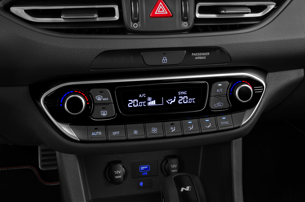 Hyundai i30 N (Baujahr 2021) N Performance 5 Türen Temperatur und Klimaanlage