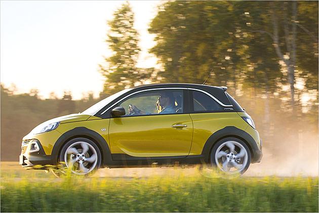 Der Rocks sitzt 15 Millimeter höher. Federn, Dämpfer und Lenkung wurden entsprechend angepasst