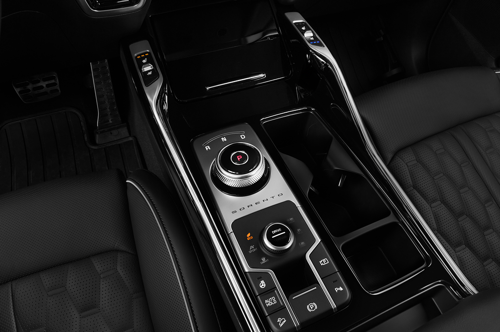 Kia Sorento Hybride (Baujahr 2023) Base 5 Türen Schalthebel