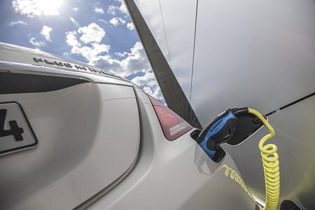 Mercedes S 500 Plug-In Hybrid - Heckansicht
