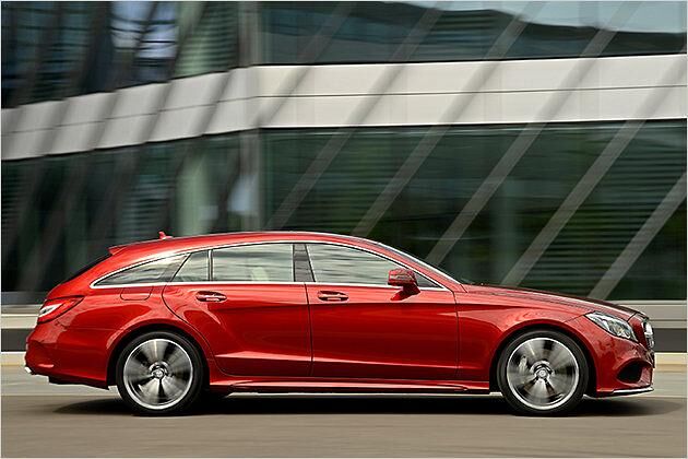 Mit 4,95 Meter ist der Kombi-CLS fünf Zentimeter länger als das T-Modell der E-Klasse