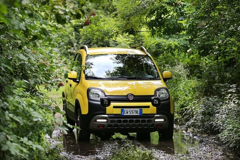 370 cm lang, 166 cm breit und 166 cm hoch: klein, aber ...